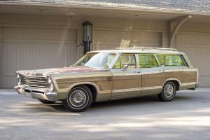 Ford Country Squire Station Wagon 428 1967 года 